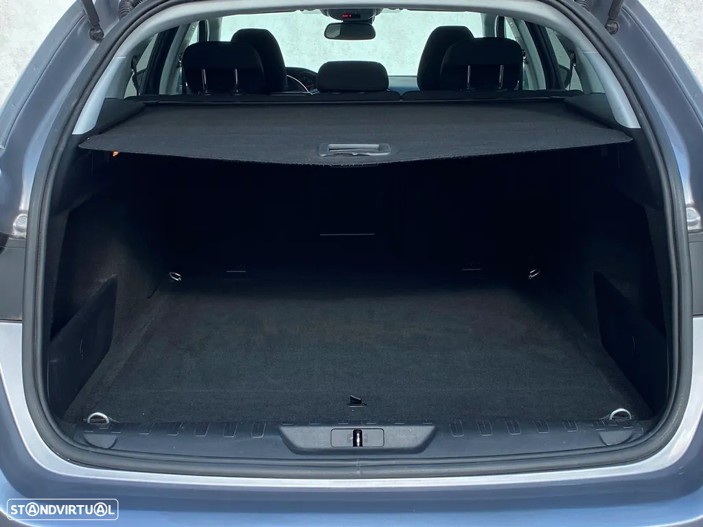 Peugeot 308 SW 1.5 BlueHDi Style - 20