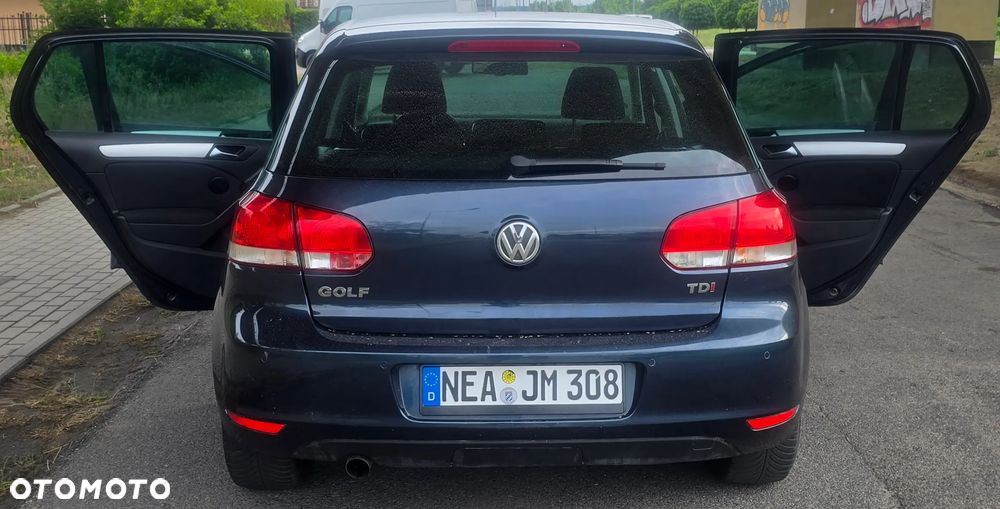 Volkswagen Golf 1.6 TDI DPF Team - 17