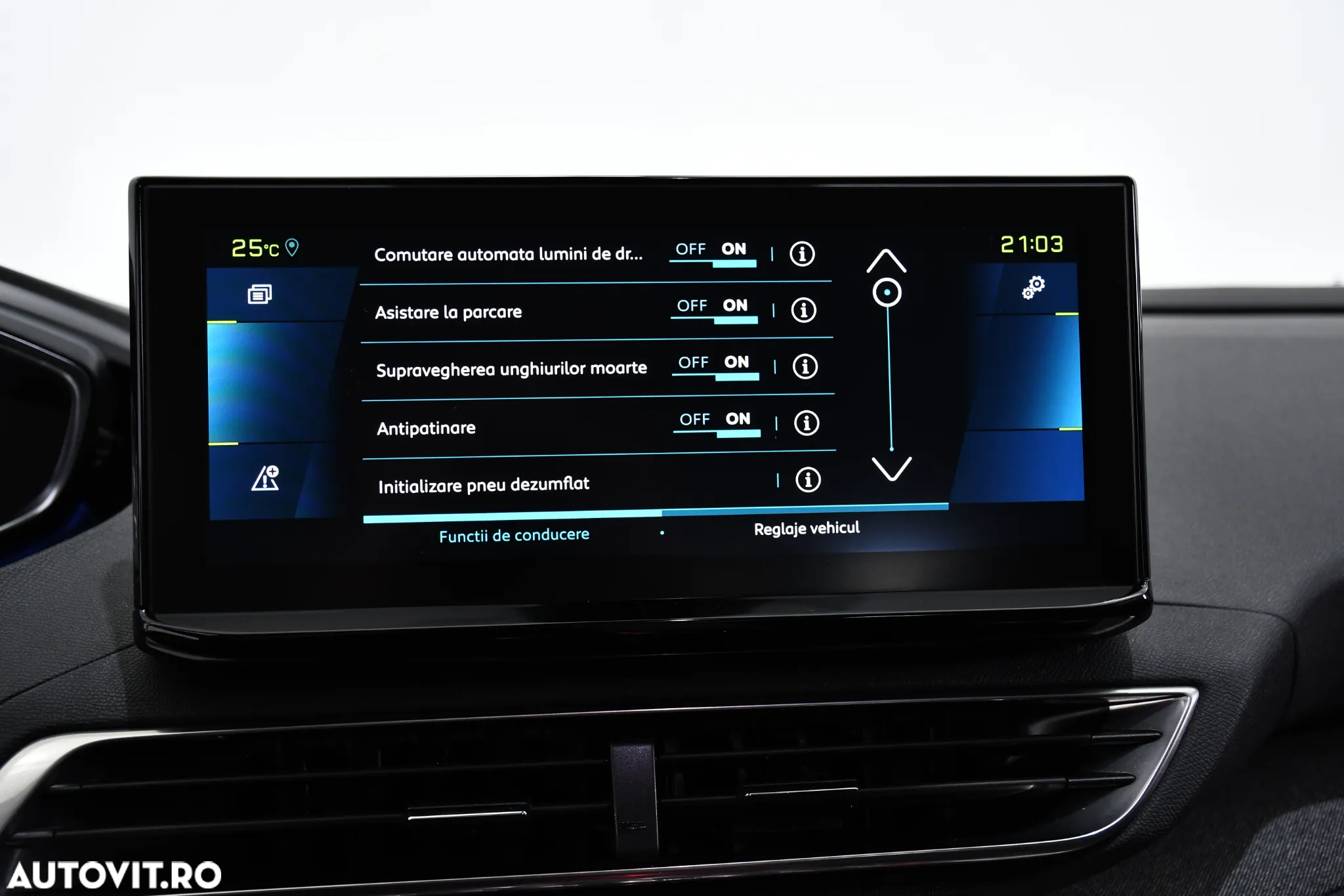 Peugeot 3008 PHEV EAT8 Allure - 22