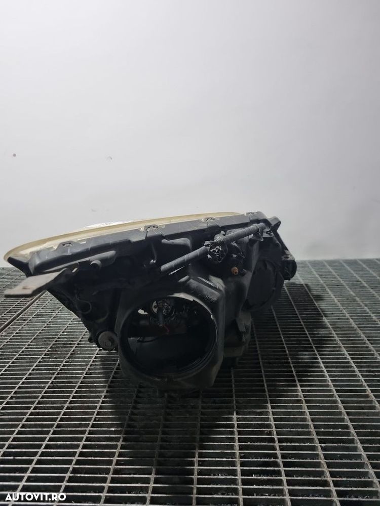 Far Stanga Honda CR - V III 2006 - 2010 SUV 4 Usi (1322) Cu lupă 331508WWE0 - 2