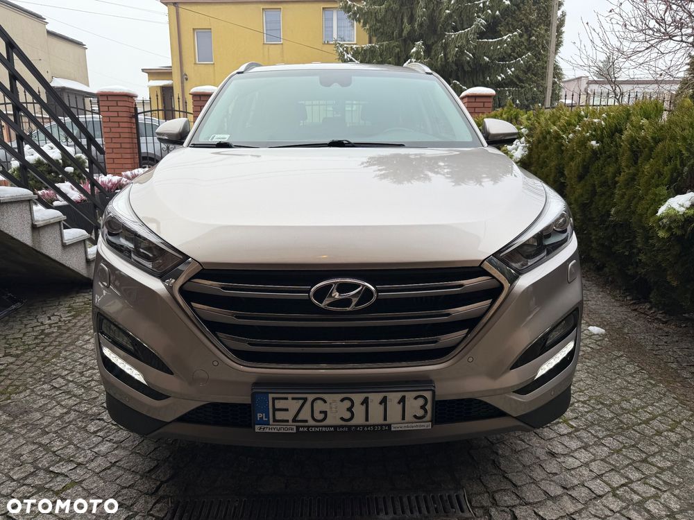 Hyundai Tucson 1.7 CRDI BlueDrive Style 2WD - 1