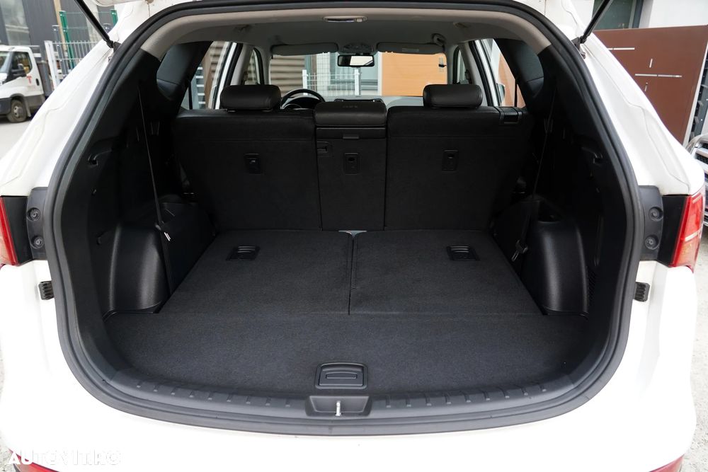 Hyundai Santa Fe 2.2 CRDi 4WD Automatik Premium - 13