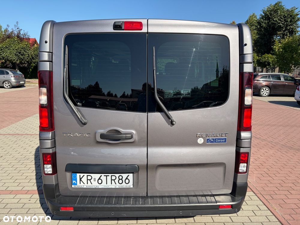Renault Trafic - 16