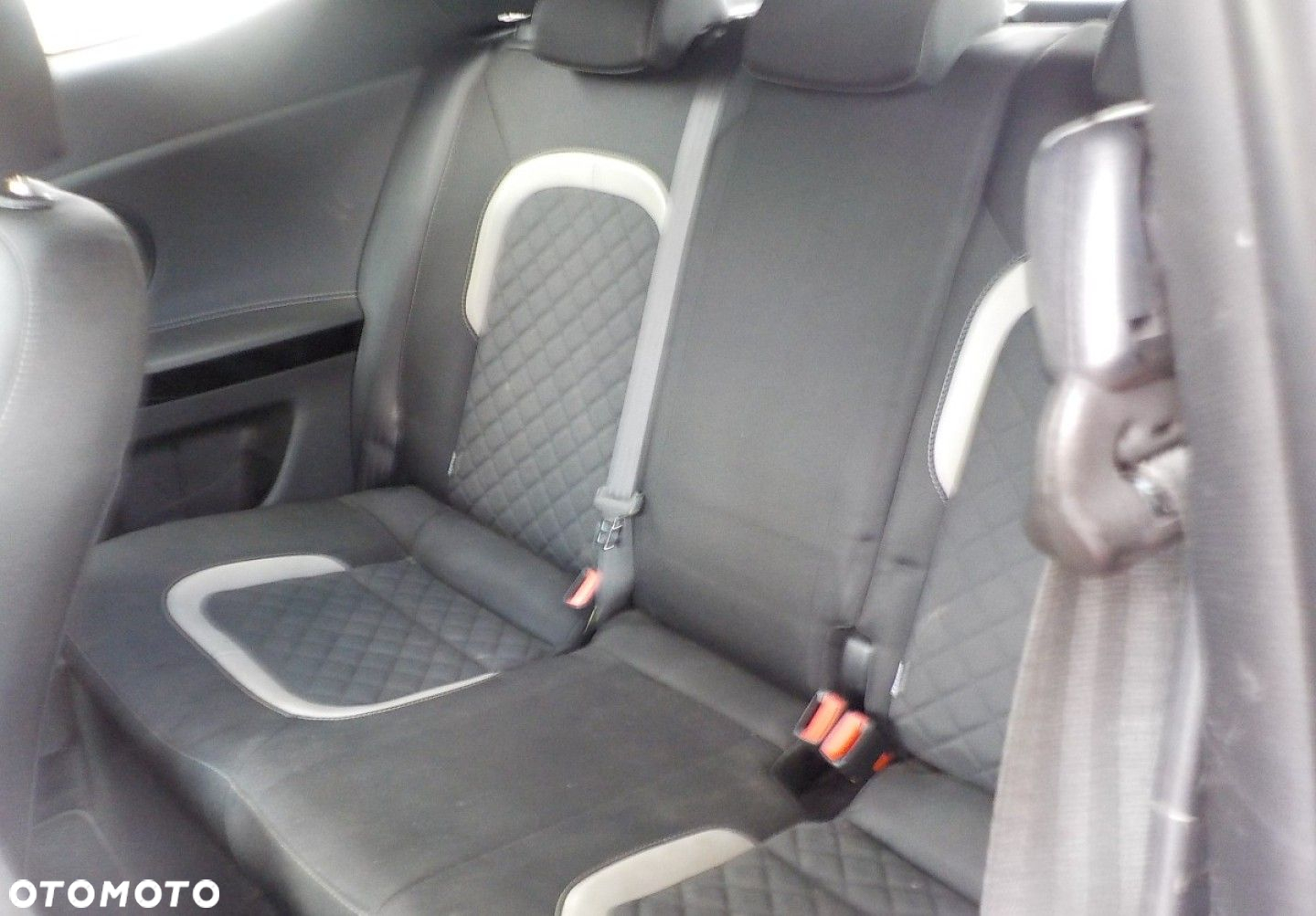 Kia Ceed - 27
