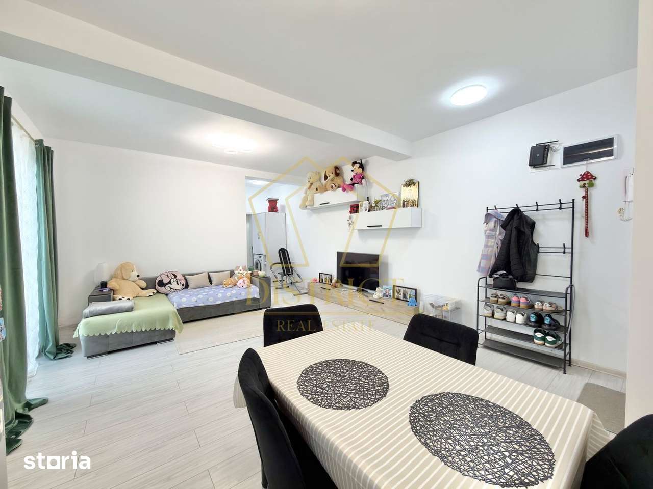 Apartament cu 2 camere mobilat si utilat la etaj intermediar in Giroc — fotografia 3