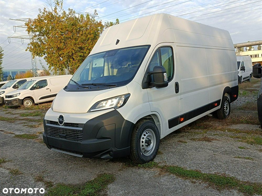 Opel Movano