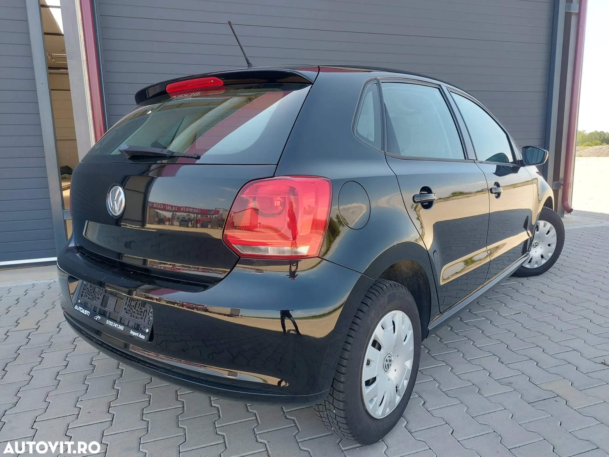 Volkswagen Polo - 4