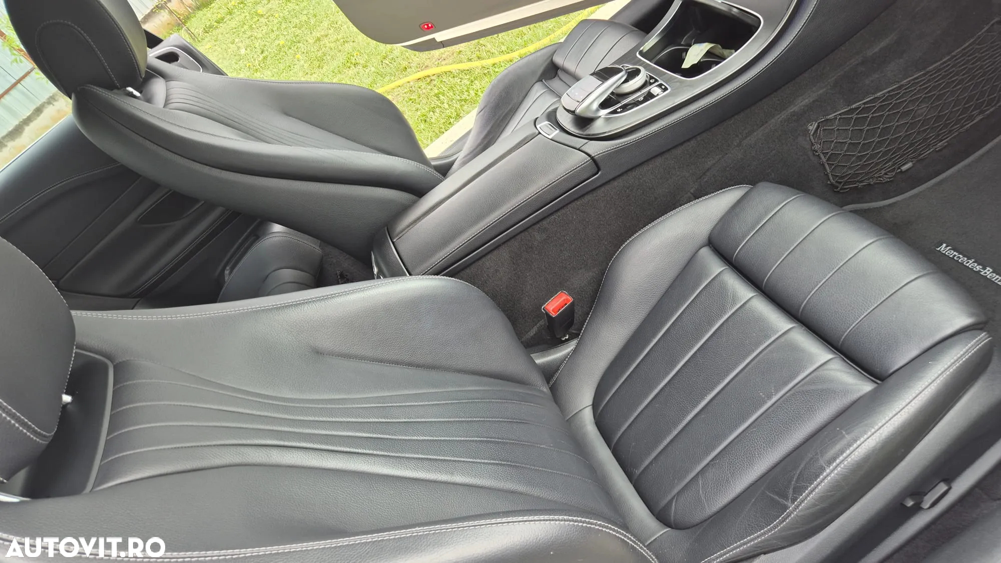 Mercedes-Benz E 220 d Coupe 9G-TRONIC Avantgarde - 12