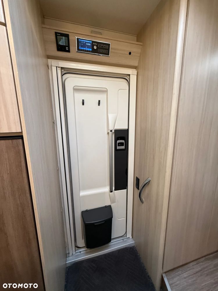 Hobby Kamper,camper I właściciel garażowany 6-osób - 18