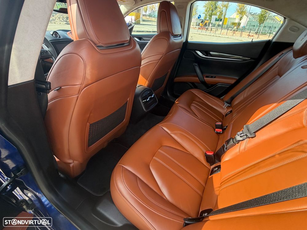 Maserati Ghibli 3.0 V6 GranLusso - 8