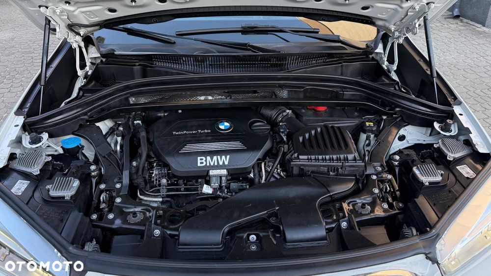 BMW X1 sDrive18d Advantage - 12