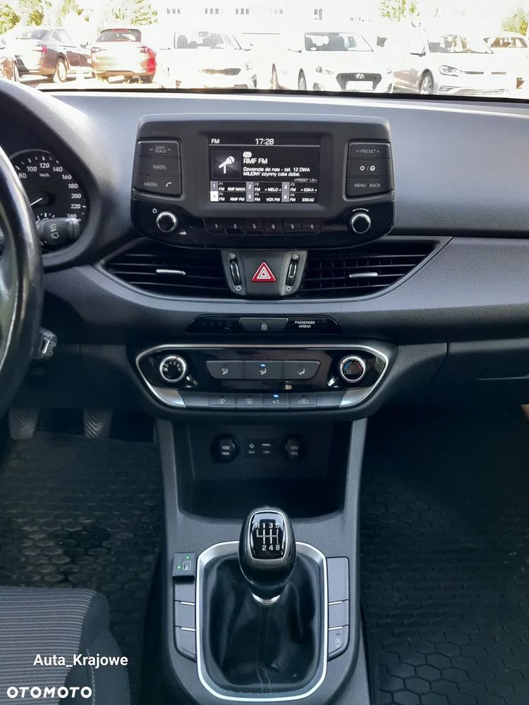 Hyundai i30 1.4 Classic + - 13