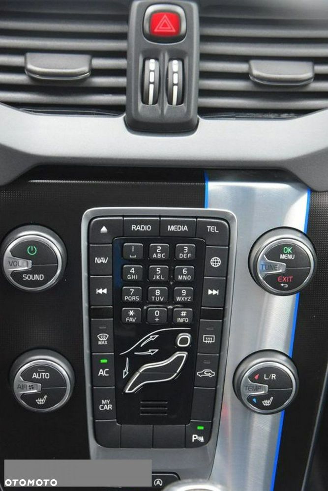 Volvo V40 D4 Drive-E R-Design Kinetic - 19