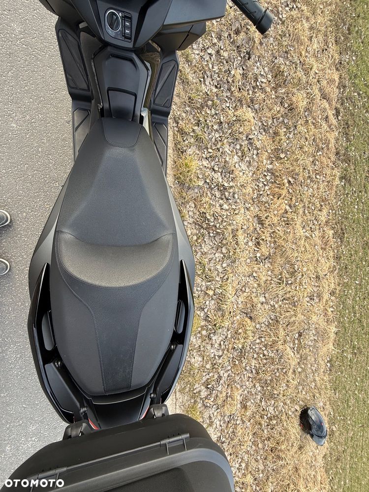 Honda NSS - 18