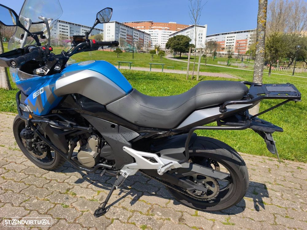 CF Moto 650MT - 6