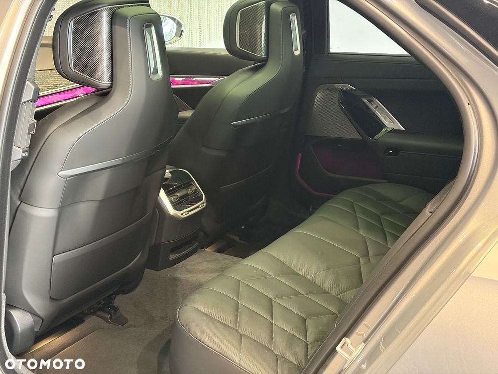 BMW Seria 7 740d xDrive mHEV M Sport sport - 27