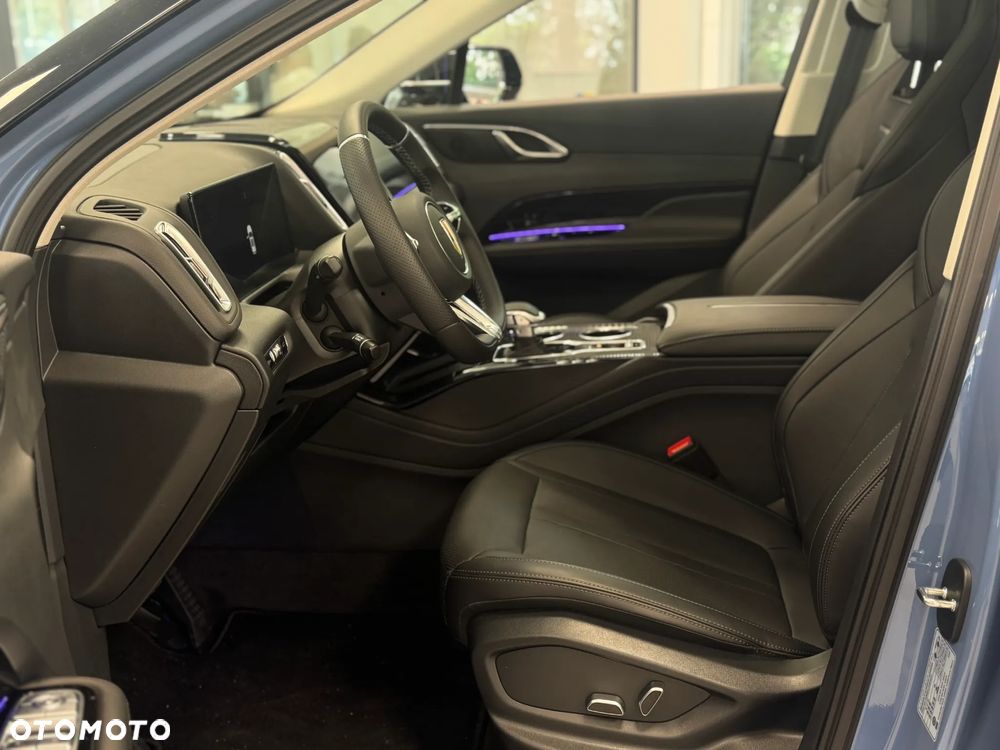 Hongqi HS3 1.5T FWD - 12