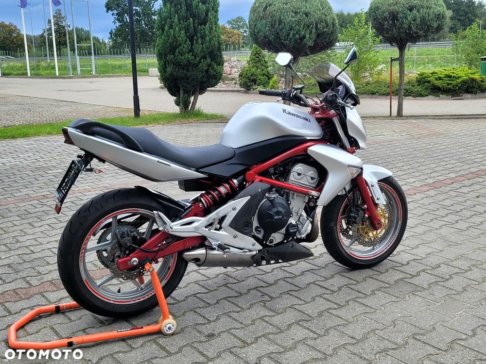 Kawasaki ER - 11