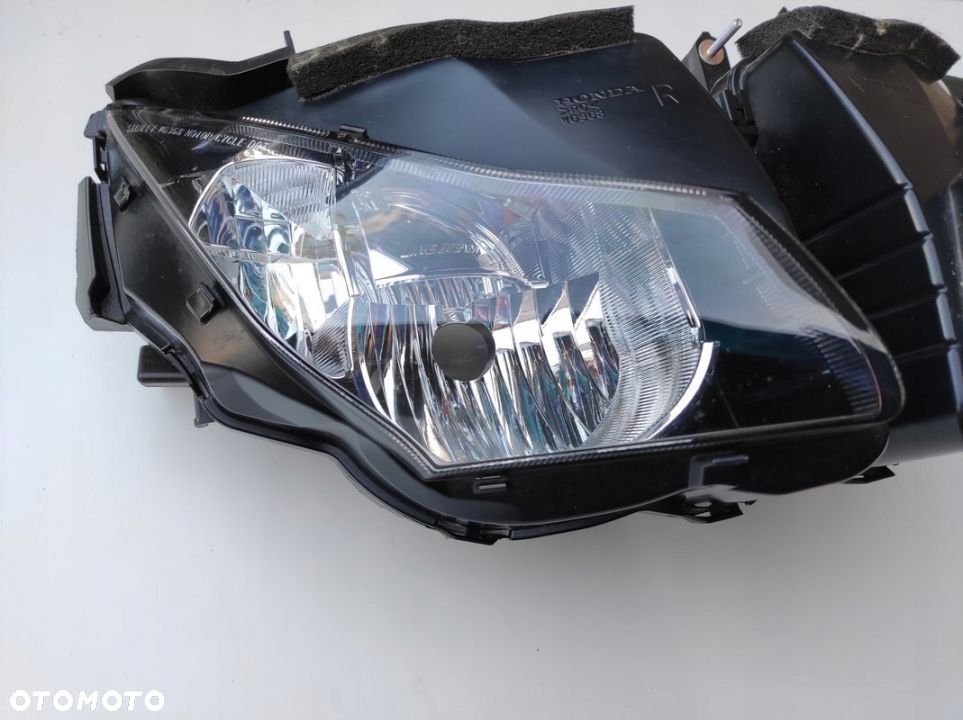 HONDA CBR 1000 RR SC59 LAMPA REFLEKTOR PRZÓD LIFT - 2