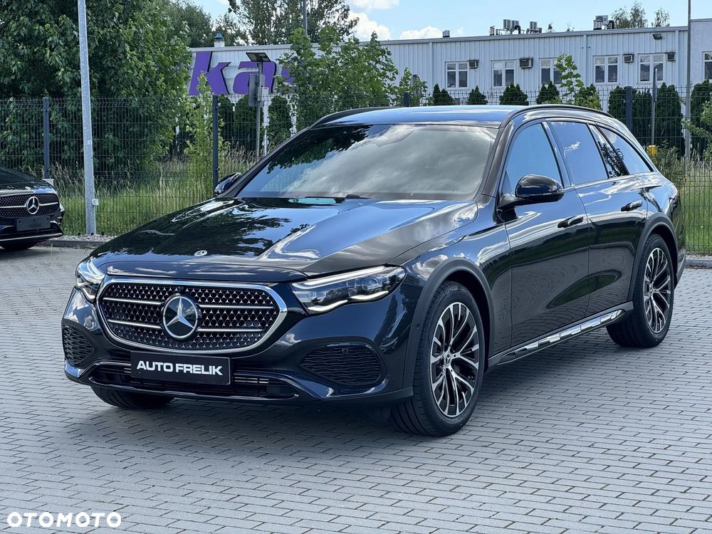 Mercedes-Benz Klasa E 220 d mHEV 4-Matic All-Terrain Avantgarde 9G-Tronic - 4