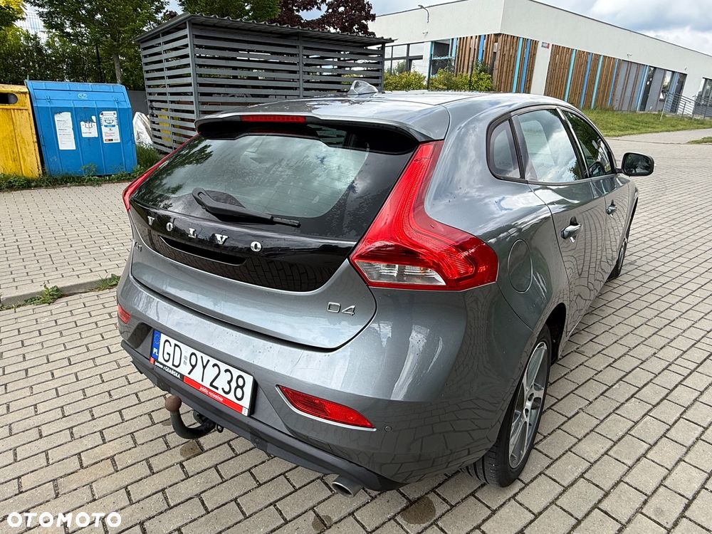 Volvo V40 D4 Momentum - 7