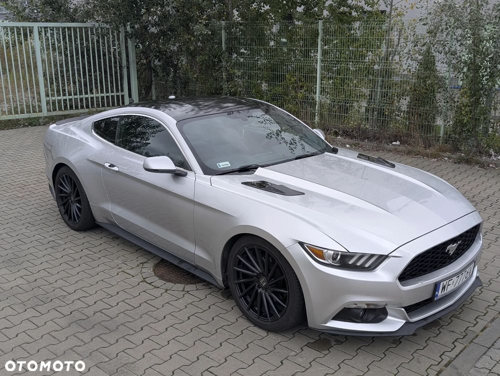 Ford Mustang 2.3 EcoBoost - 4