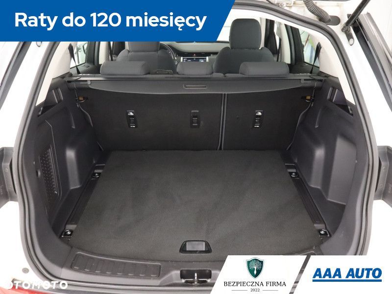 Land Rover Discovery Sport - 16