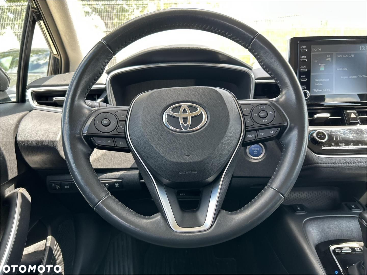 Toyota Corolla 1.8 Hybrid Comfort - 13