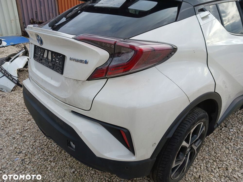 zderzak tył toyota chr 2018 rok 2na - 2