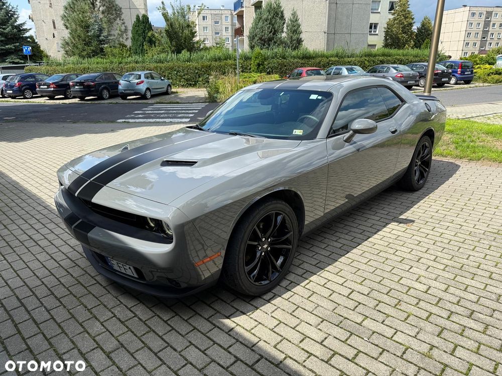 Dodge Challenger - 20