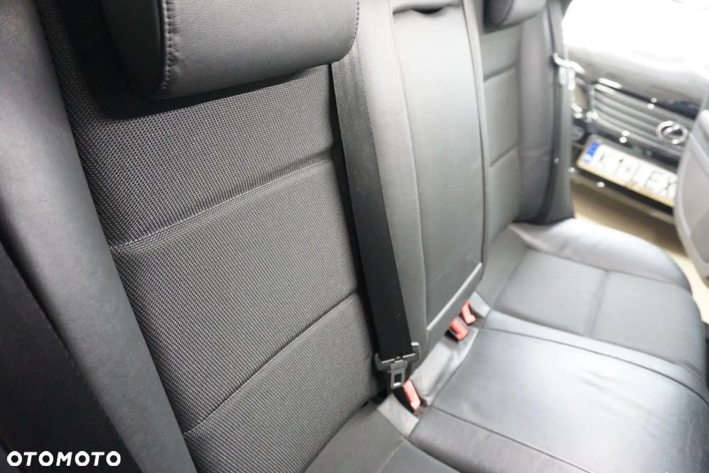 Audi A4 Avant 2.0 TDI - 26