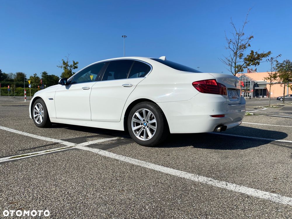 BMW Seria 5 518d Luxury Line sport - 10
