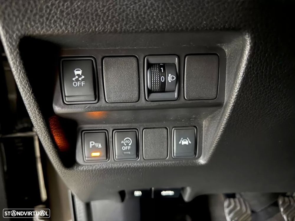 Nissan Qashqai 1.5 dCi Tekna Sport 18 360 - 53