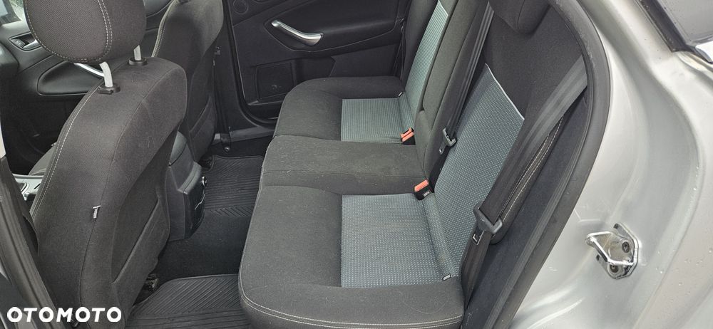 Ford Mondeo - 8