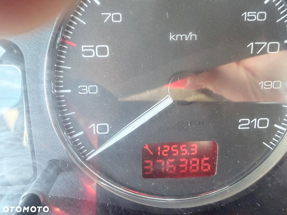 Peugeot 307 1.6 - 8