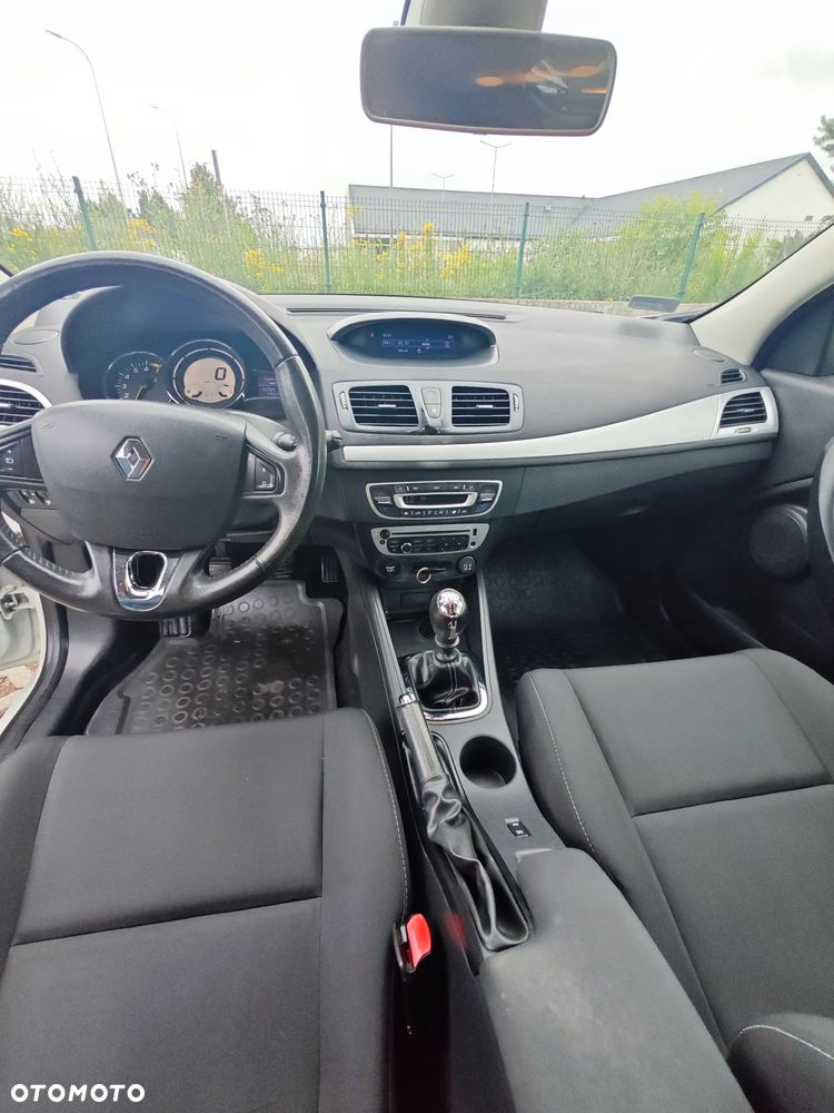 Renault Megane 1.6 16V Dynamique Euro5 - 19