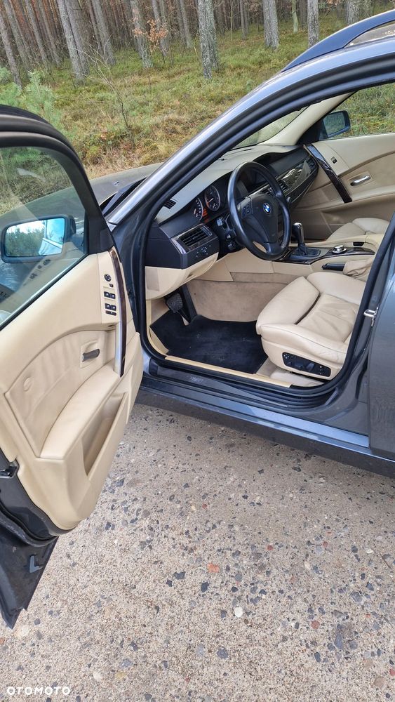 BMW Seria 5 - 12