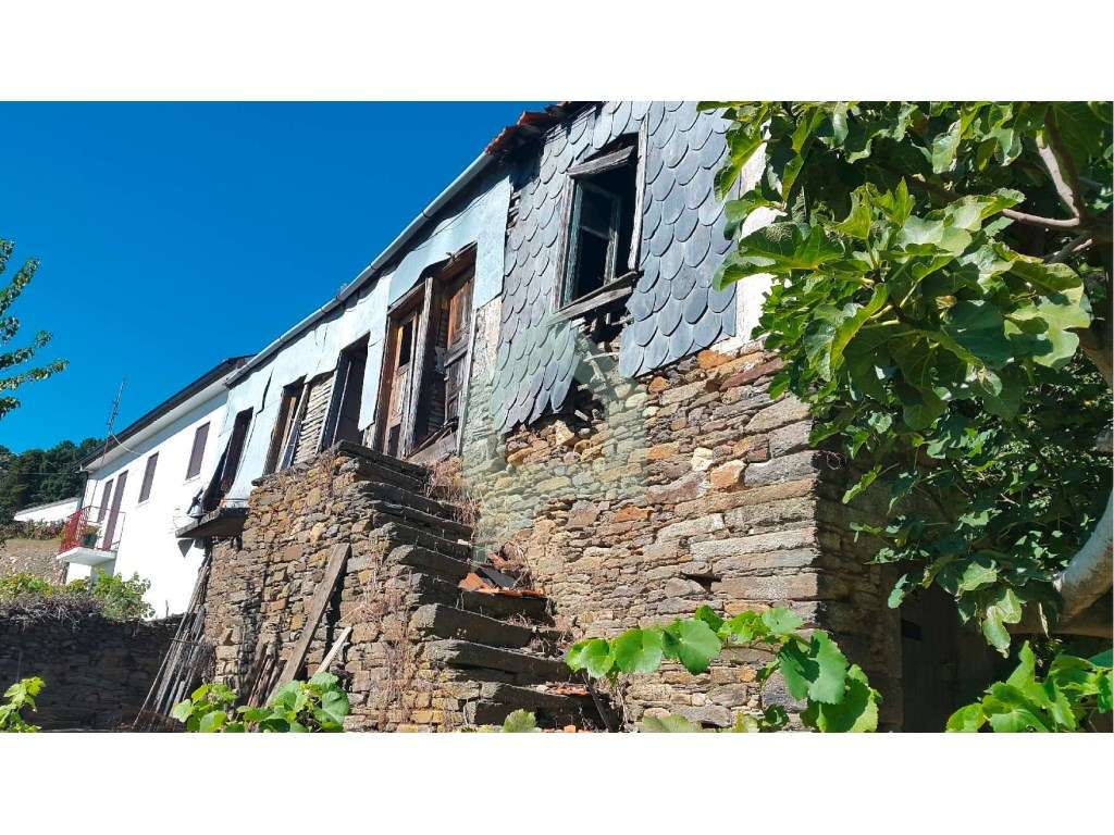 Casa de campo com projeto aprovado em Cidadelhe, Mesão Frio - Grande imagem: 2/10