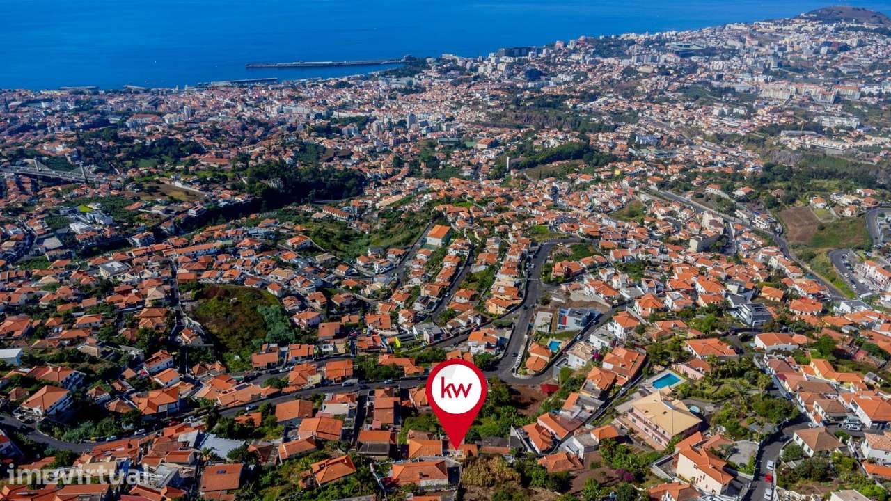 Moradia T3 com Vista Panorâmica sobre o Funchal e o Oceano Atlântico | - Grande imagem: 3/54