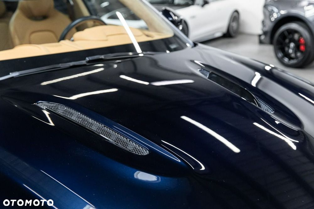Aston Martin DBX Standard - 14
