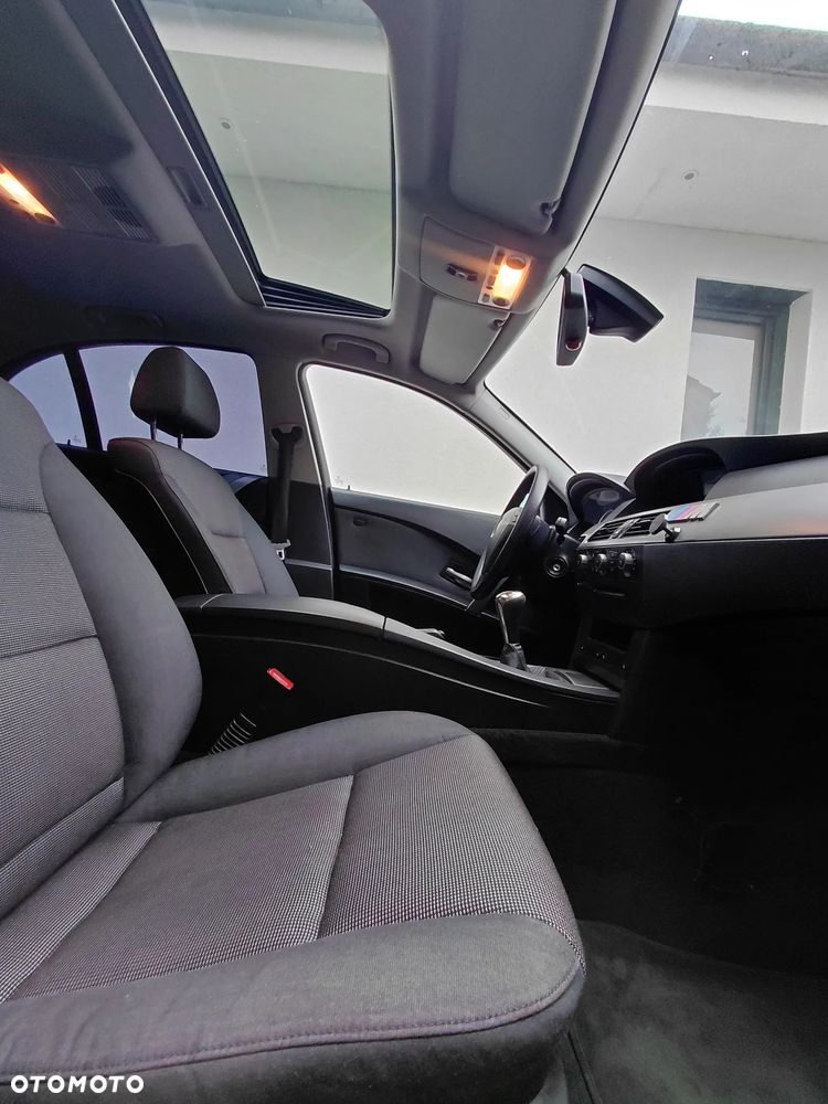 BMW Seria 5 520i - 19