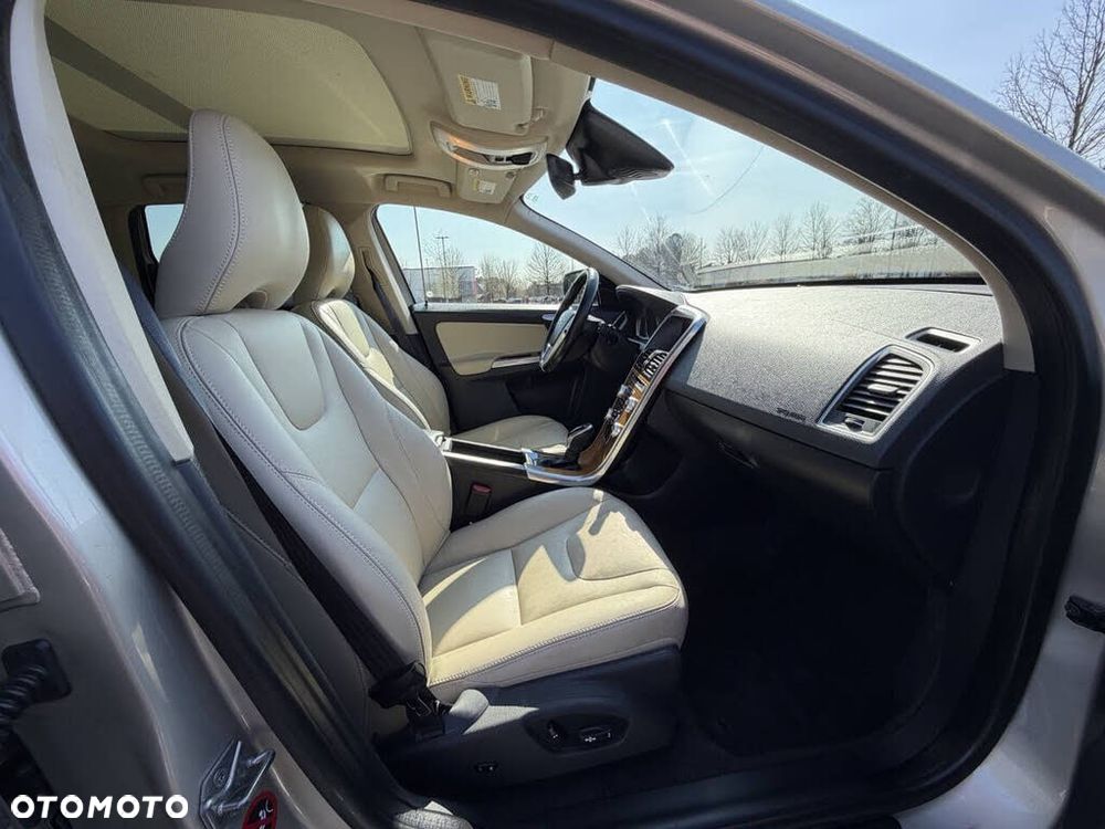 Volvo XC 60 - 15