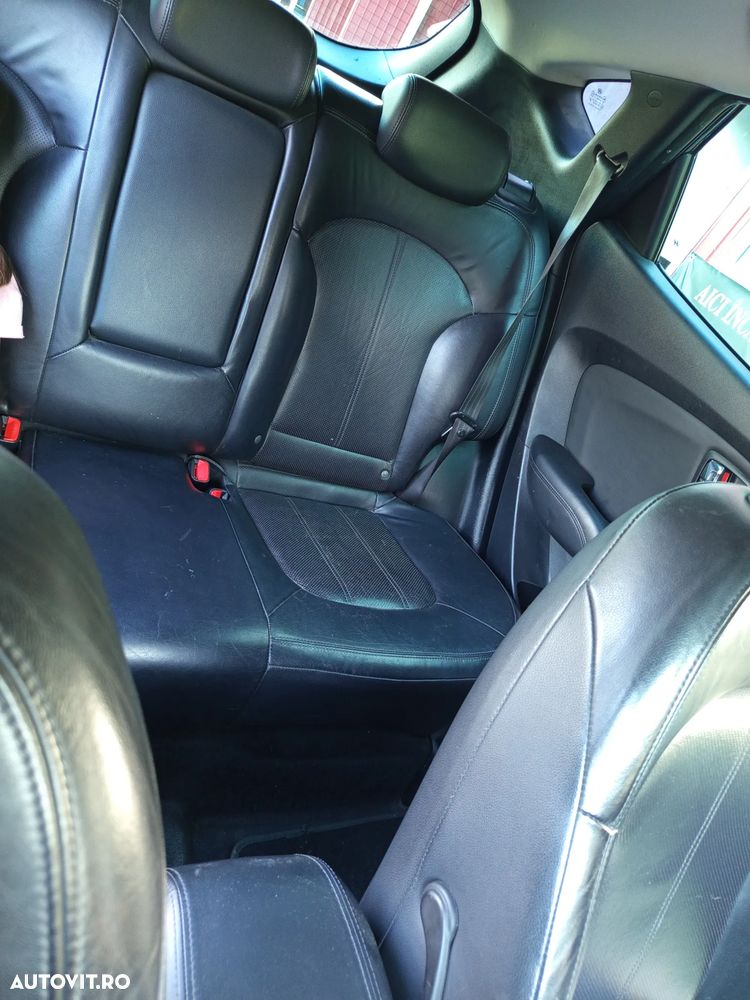 Hyundai ix35 2.0 CRDI 4WD Comfort - 9