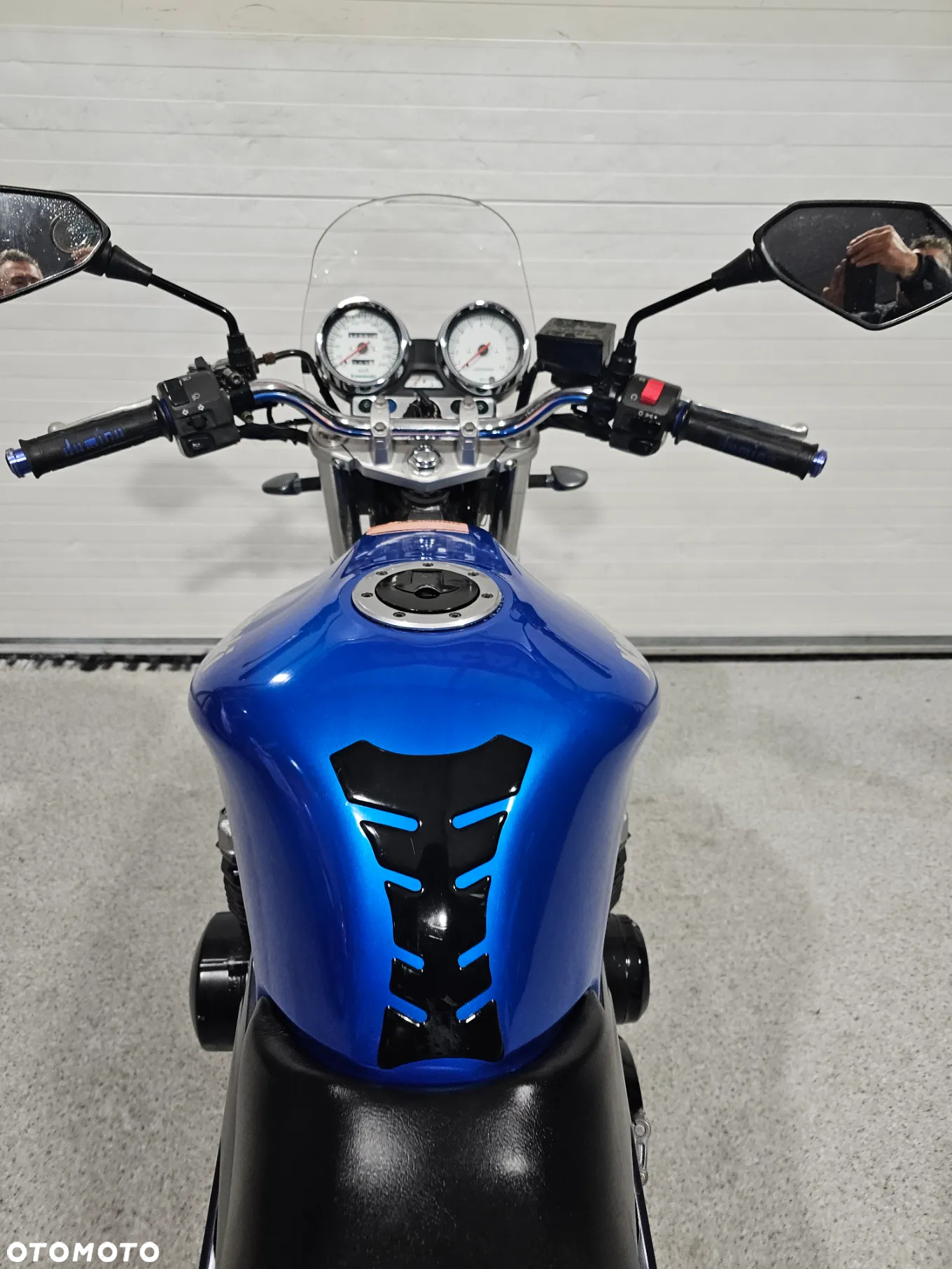 Kawasaki ZR - 32