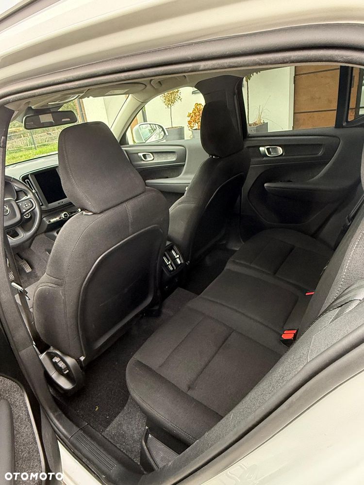 Volvo XC 40 B3 Essential - 16