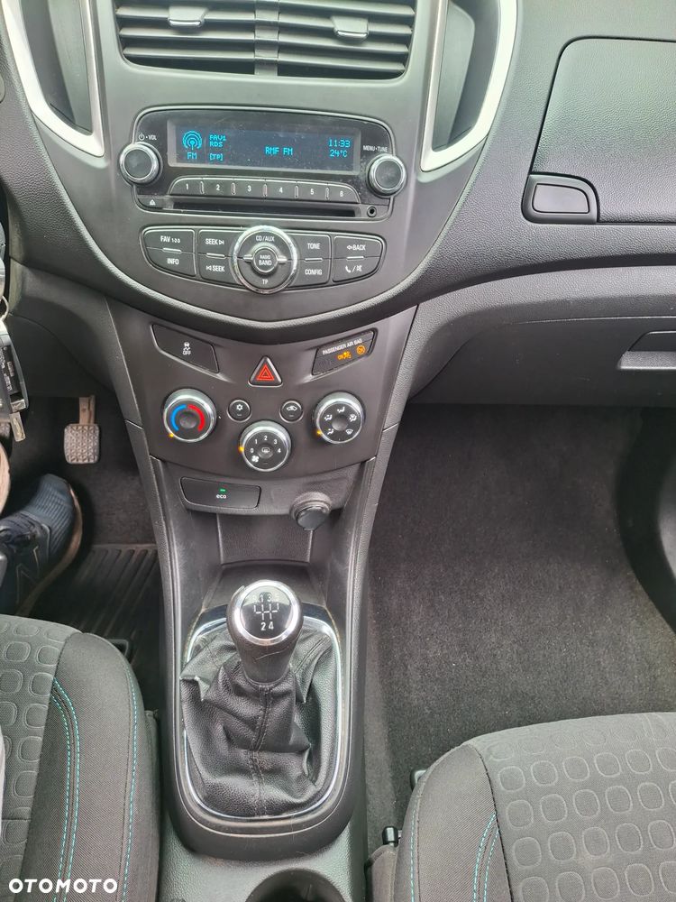Chevrolet Trax 1.6 LS - 12