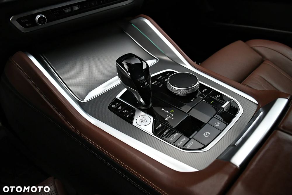 BMW X6 xDrive30d - 27