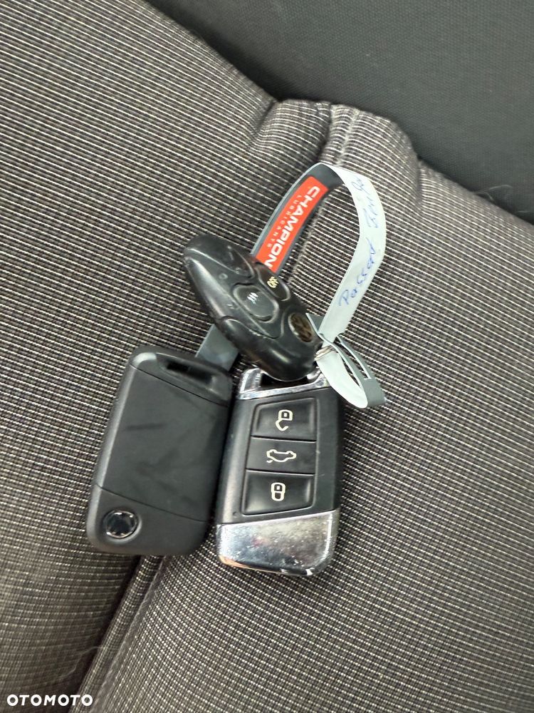 Volkswagen Passat 2.0 TDI (BlueMotion Technology) DSG Comfortline - 7