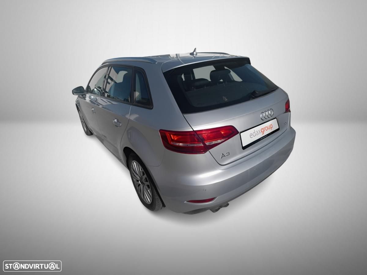 Audi A3 Sportback 2.0 TDI - 2