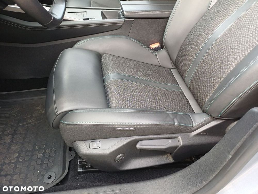 Peugeot 308 - 32